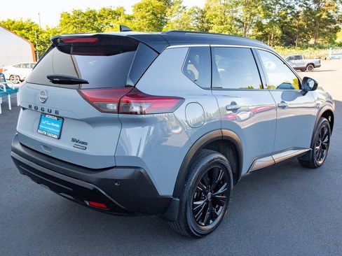 Used 2023 Nissan Rogue SV w/ SV Premium B Package AWD/4WD image 14