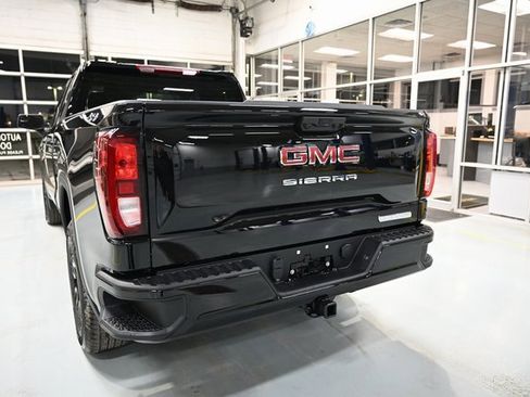 New 2026 GMC Sierra 1500 Elevation image 6