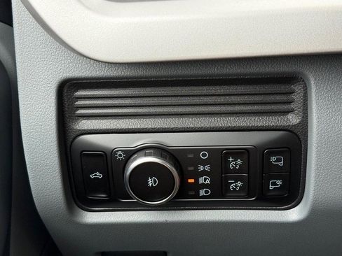 New 2025 Ford F250 XLT w/ 360-Degree Camera Package image 13