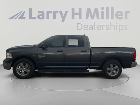 Used 2019 RAM 1500 Big Horn RWD image 2