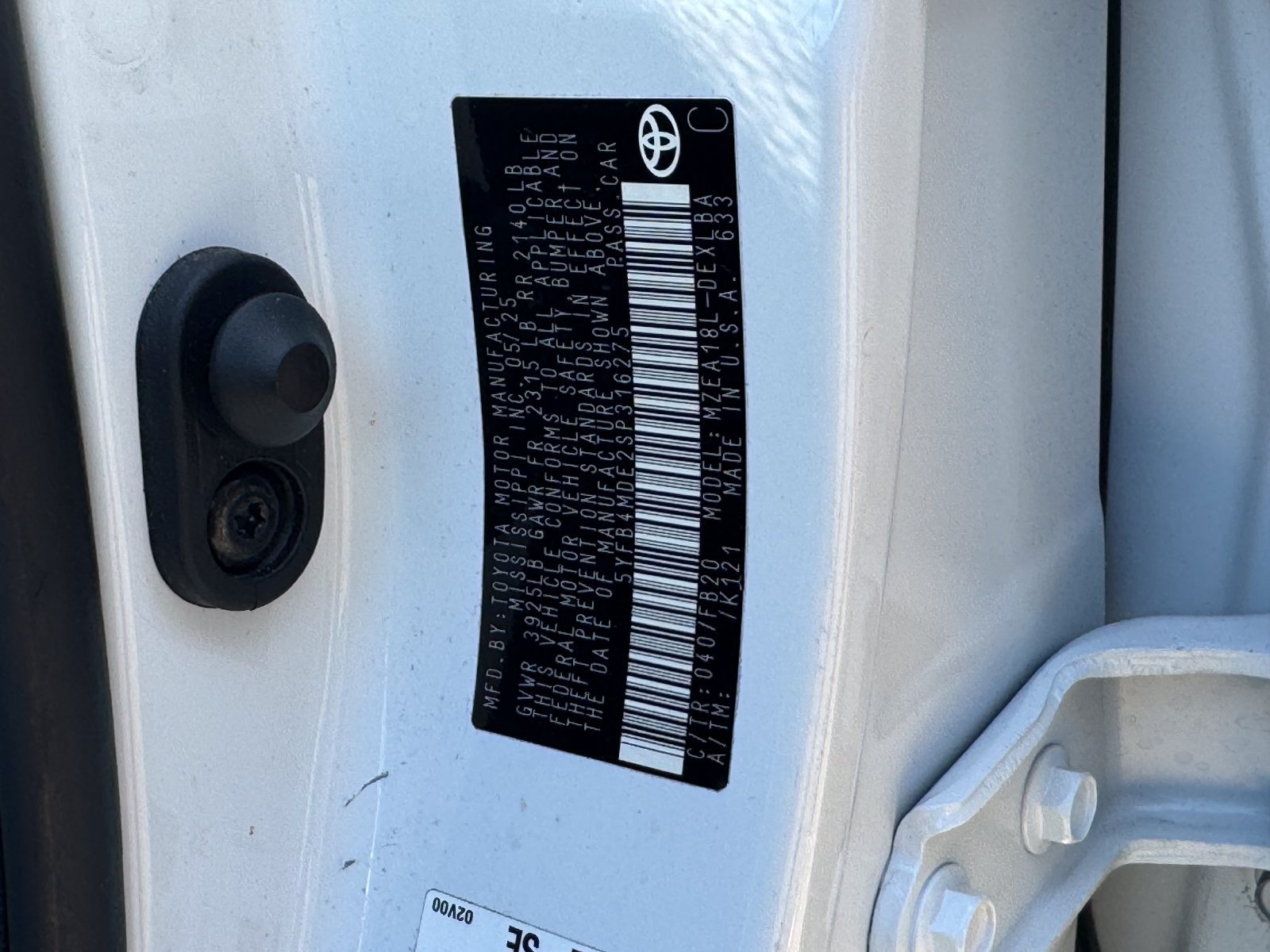 Used 2025 Toyota Corolla LE FWD image 30
