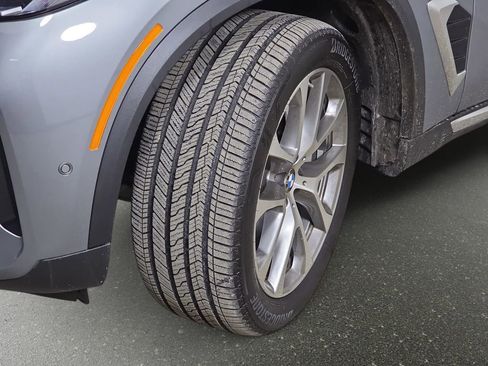 Used 2026 BMW X5 xDrive40i w/ Climate Comfort Package image 37