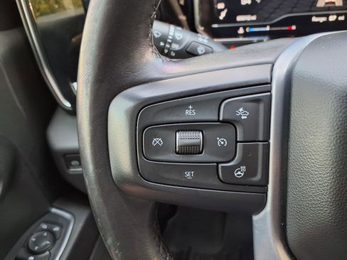 Used 2022 GMC Sierra 1500 Elevation w/ LPO, Elevation Black Package AWD/4WD image 13