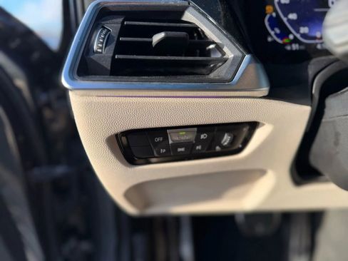 Used 2022 BMW M340i xDrive w/ Premium Package image 27