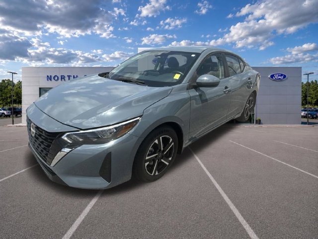 Used 2025 Nissan Sentra SV w/ All-Weather Package FWD image 5