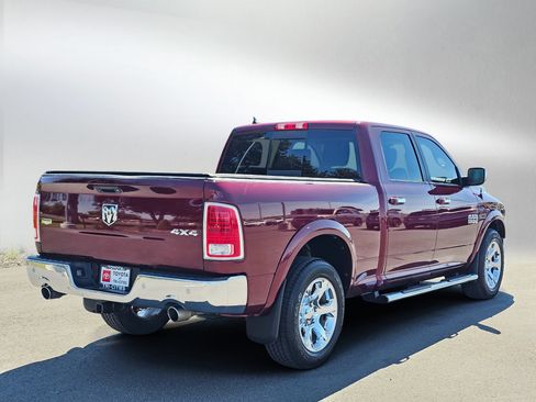 Used 2017 RAM 1500 Laramie w/ Convenience Group AWD/4WD image 5