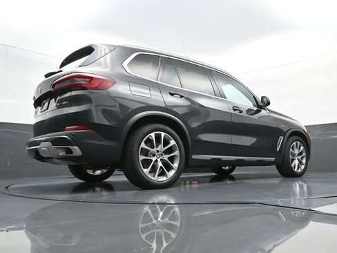 Used 2023 BMW X5 xDrive45e w/ Climate Comfort Package image 28