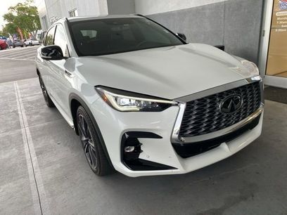 Used 2023 INFINITI QX55 Essential