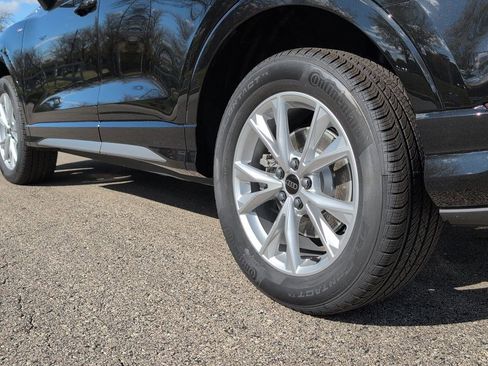 New 2025 Audi Q3 2.0T Premium image 3