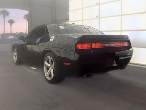 Used 2008 Dodge Challenger SRT8 RWD image 5