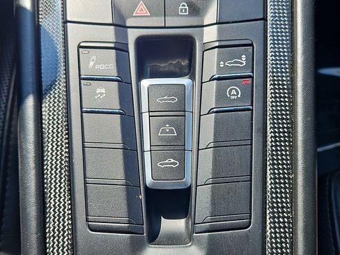 Used 2019 Porsche 911 Turbo S AWD/4WD image 20