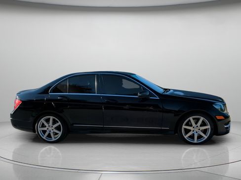 Used 2014 Mercedes-Benz C 300 4MATIC Sedan image 33