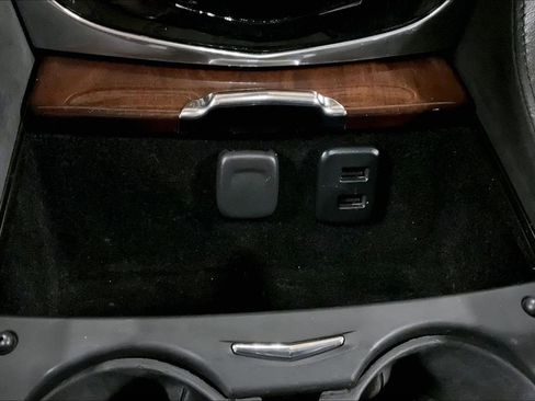 Used 2016 Cadillac Escalade Premium AWD/4WD image 32