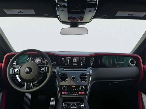 New 2026 Rolls-Royce Cullinan image 11