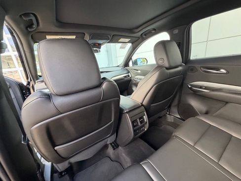 Used 2023 Cadillac XT4 Premium Luxury w/ Cold Weather Package FWD image 22