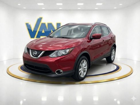 Used 2019 Nissan Rogue Sport SV w/ Technology Package FWD image 1