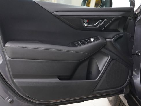 Used 2022 Subaru Outback Premium image 19