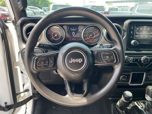 Used 2018 Jeep Wrangler Unlimited Sport AWD/4WD image 15