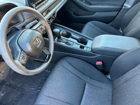 Certified 2025 Honda Accord LX image 10