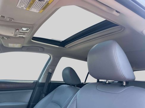 Used 2019 Subaru Outback 2.5i Limited AWD/4WD image 20