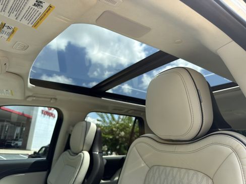 Used 2023 Lincoln Navigator L Black Label AWD/4WD image 27