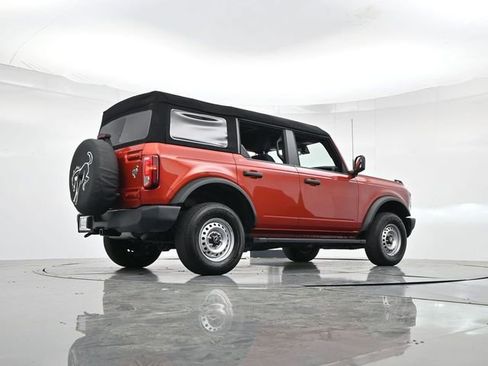 Certified 2023 Ford Bronco 4-Door AWD/4WD image 28