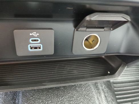 New 2025 Ford F550 4x4 Crew Cab Super Duty image 27