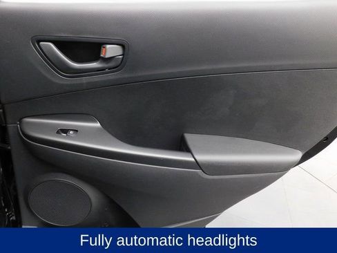 Used 2023 Hyundai Kona SE image 30