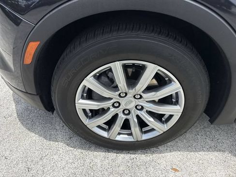 Used 2023 Cadillac XT4 Premium Luxury FWD image 10