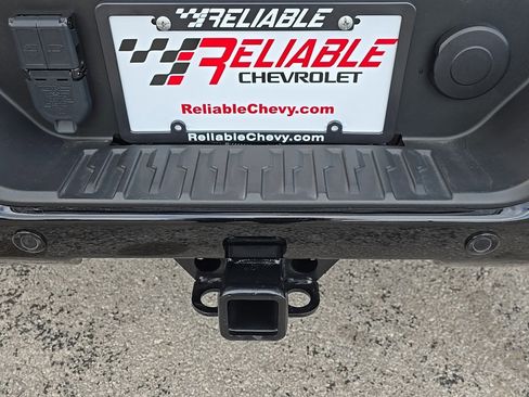 Used 2024 Chevrolet Silverado 1500 High Country image 8