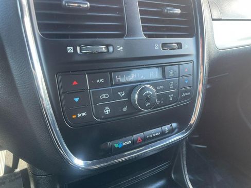 Used 2019 Dodge Grand Caravan GT image 30