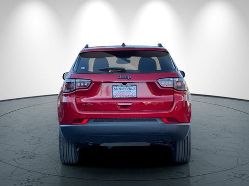 New 2026 Jeep Compass Latitude image 5