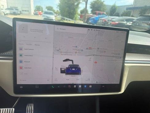 Used 2022 Tesla Model X Plaid AWD/4WD image 6
