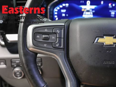 Used 2023 Chevrolet Silverado 1500 LT AWD/4WD image 15