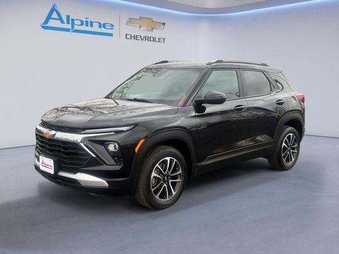 Used 2025 Chevrolet TrailBlazer LT image 1