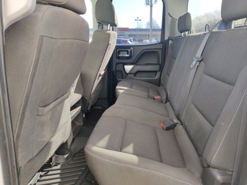 Used 2019 Chevrolet Silverado 1500 LT image 16