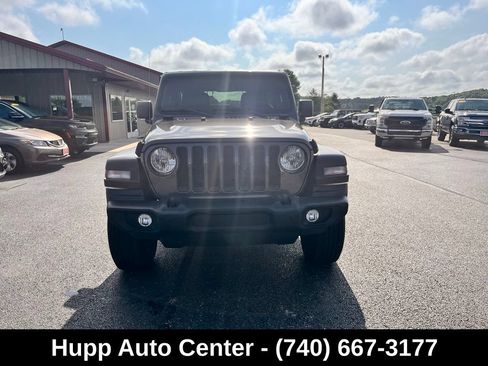 Used 2022 Jeep Wrangler Unlimited Sport AWD/4WD image 2