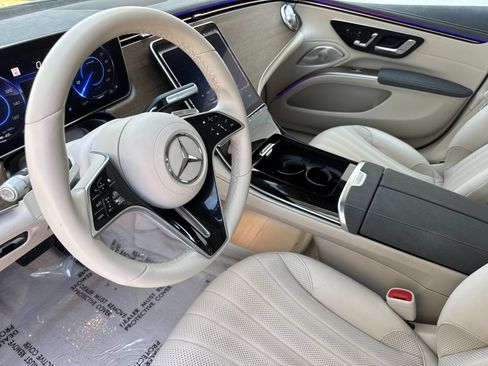 Used 2023 Mercedes-Benz EQS 450+ 4MATIC Sedan image 10