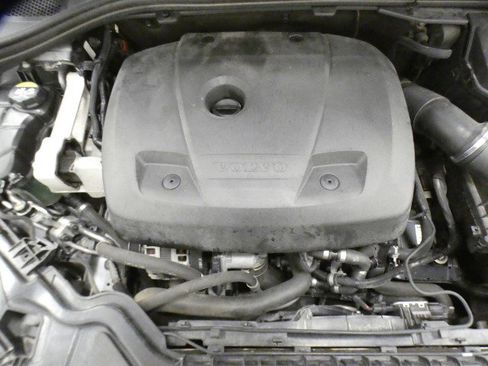 Used 2016 Volvo S60 T5 Premier w/ Convenience Package image 36