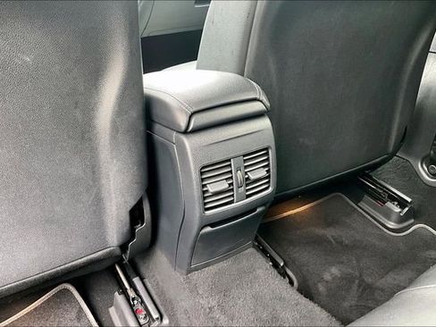 Certified 2019 Mercedes-Benz GLA 250 4MATIC image 13