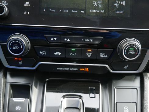 Used 2020 Honda CR-V Touring image 14