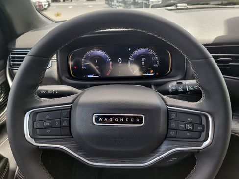 Certified 2024 Jeep Wagoneer Series III w/ Premium Group I image 28