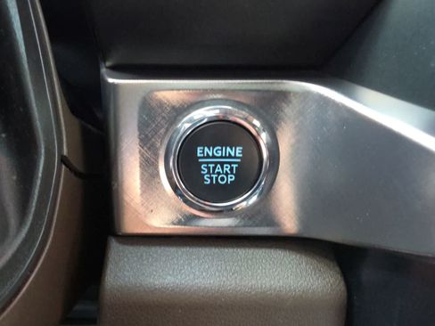 Used 2023 Ford F450 King Ranch w/ FX4 Off-Road Package AWD/4WD image 32