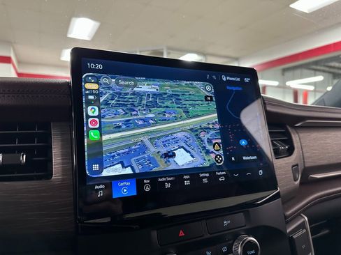 Used 2022 Ford Expedition Limited image 26