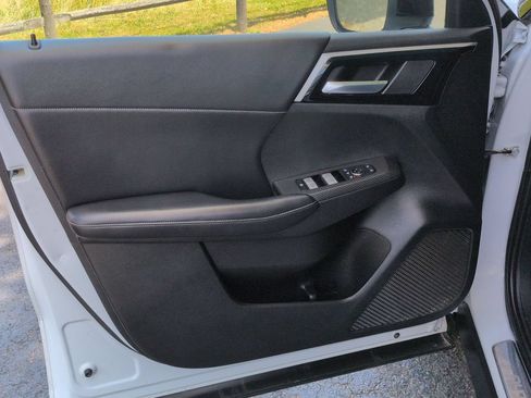 Used 2023 Mitsubishi Outlander SE Black Edition AWD/4WD image 23