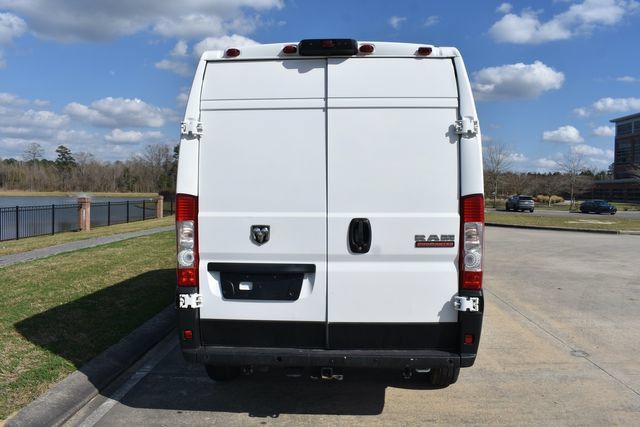 Used 2021 RAM ProMaster 2500 w/ Convenience Group FWD image 5