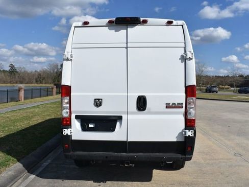 Used 2021 RAM ProMaster 2500 w/ Convenience Group image 5
