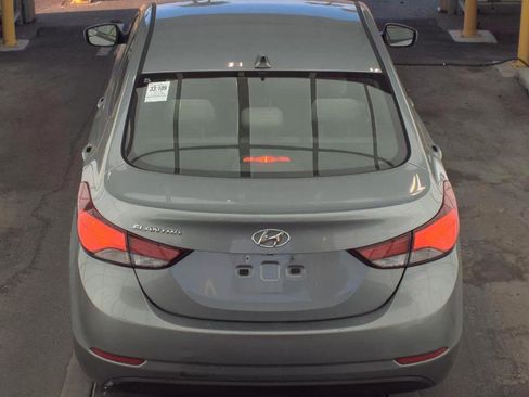 Used 2016 Hyundai Elantra SE w/ Option Group 02 image 5