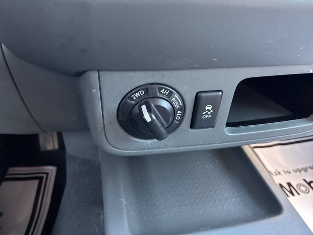 Used 2019 Nissan Frontier SV AWD/4WD image 32