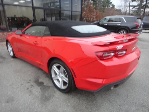Used 2019 Chevrolet Camaro LT image 4